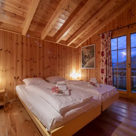 Lustycru Enjoy The Mountain Chalet *